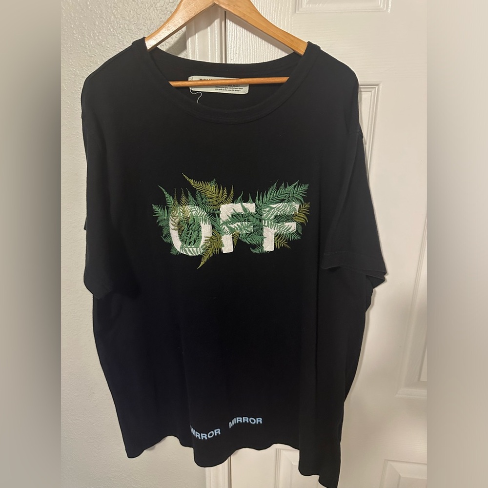 Off-White Men T-Shirt Pre Owned Authentic